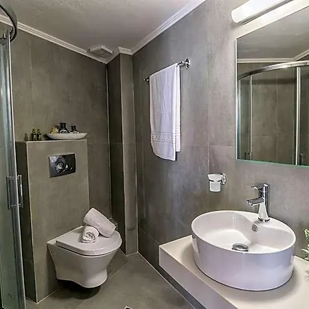 Aloe Hotel